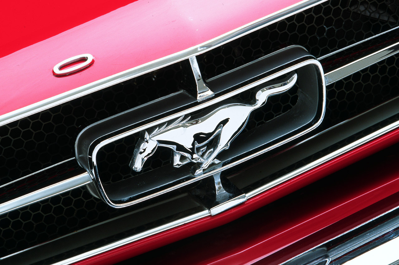 Ford Mustang logo